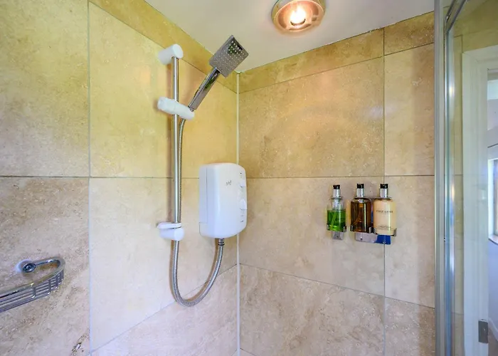 Bluebells By Stae-homes * بريستول